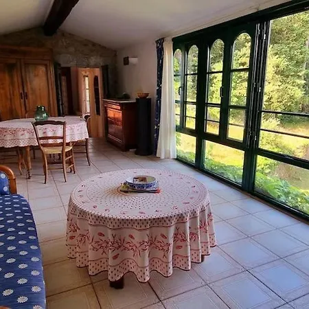 Сasa de vacaciones Grand Manoir Avec Piscine La Tour-sur-Orb